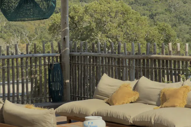 Outdoor lounge facing the maquis